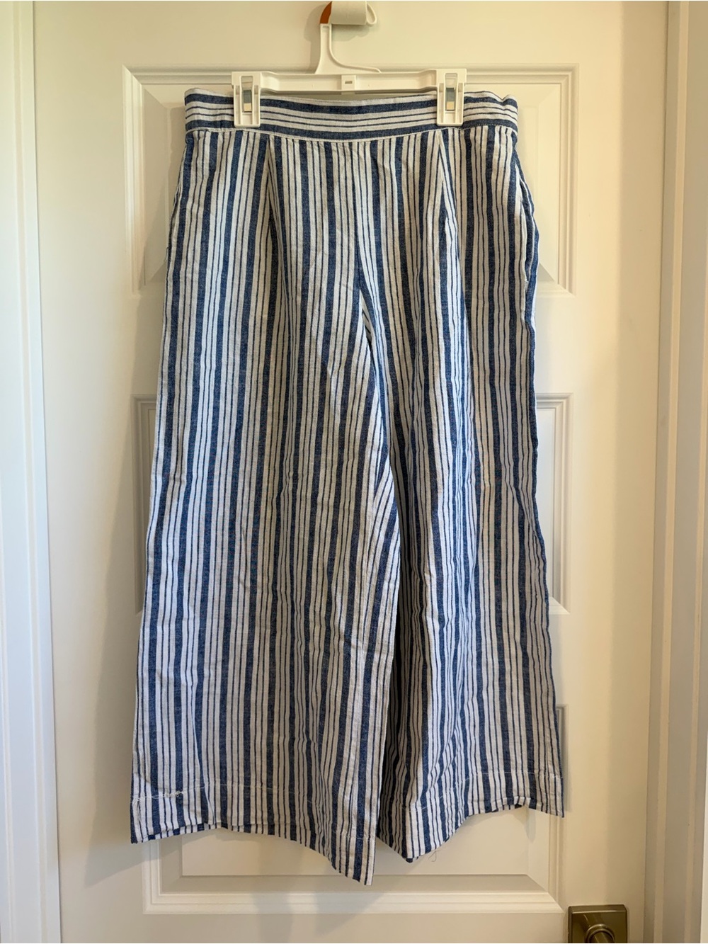Striped Wide Leg Cropped Linen Blend Pants